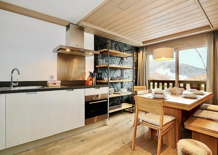 Familial 3 à Courchevel, Parking Et Proche Des Pistes - Fr-1-575-130